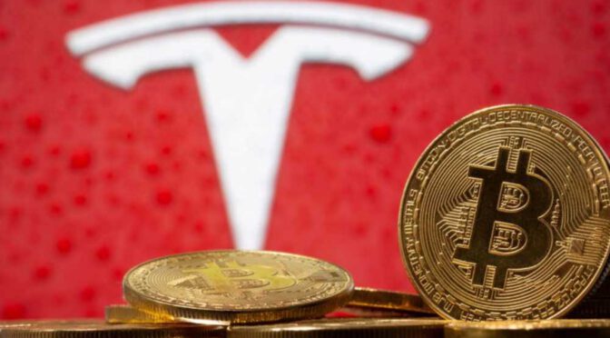 Tesla Simpan Bitcoin Senilai US$ 184 Juta meski Market Kripto Lesu